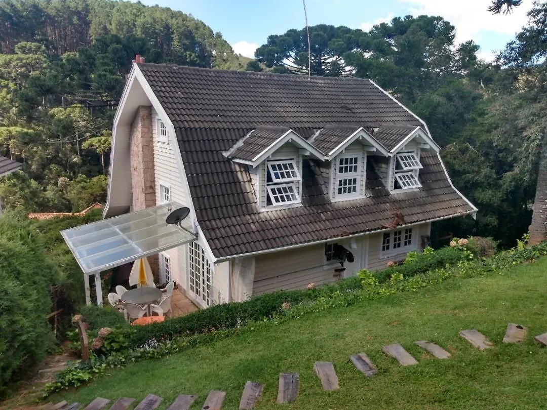 Casa de Férias Forest Pine Inn Campos do Jordão Brasil